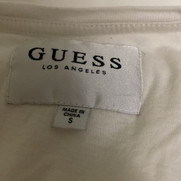 Guess white T-shirt - Picture 2 of 2